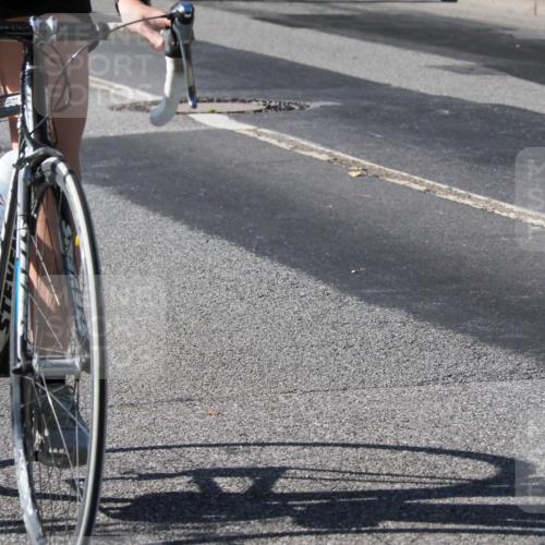 08.09.2024 - Stadtparktriathlon Zöllner http://msf.ph/oto/6993155 08.09.2024 10:36:41 Radfahren 285, 318 meine-sportfotos.de