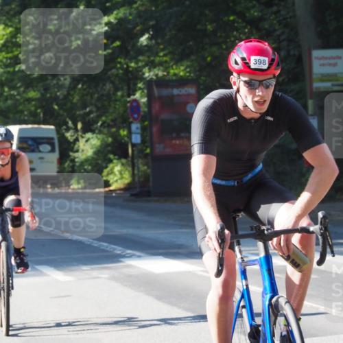 08.09.2024 - Stadtparktriathlon Zöllner http://msf.ph/oto/6993194 08.09.2024 10:36:53 Radfahren 264, 305, 363, 398, 407, 451 meine-sportfotos.de