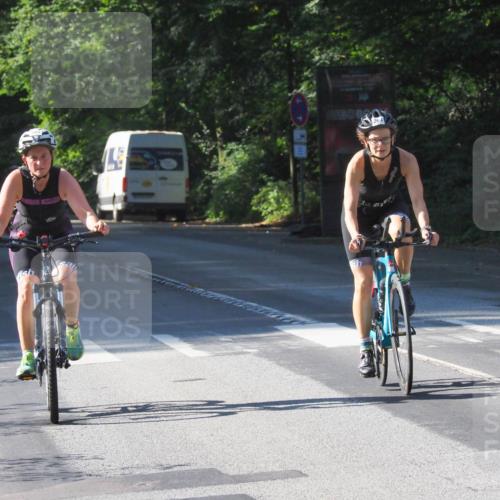 08.09.2024 - Stadtparktriathlon Zöllner http://msf.ph/oto/6993223 08.09.2024 10:36:58 Radfahren 264, 305, 363, 407, 1937 meine-sportfotos.de