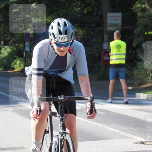 08.09.2024 - Stadtparktriathlon Zöllner http://msf.ph/oto/6993247 08.09.2024 10:37:05 Radfahren 235, 282, 407, 1937 meine-sportfotos.de