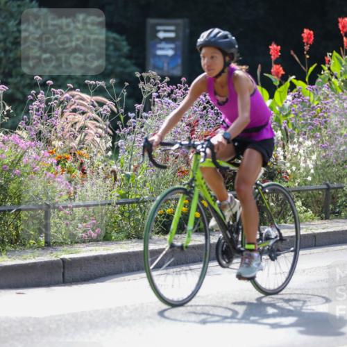 08.09.2024 - Stadtparktriathlon Zöllner http://msf.ph/oto/6993283 08.09.2024 11:53:02 Radfahren 570, 634, 647, 668, 676, 728 meine-sportfotos.de