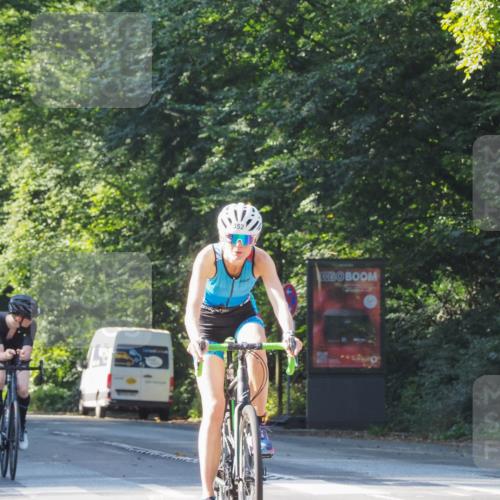 08.09.2024 - Stadtparktriathlon Zöllner http://msf.ph/oto/6993304 08.09.2024 10:37:50 Radfahren 316, 352, 389, 418, 438 meine-sportfotos.de