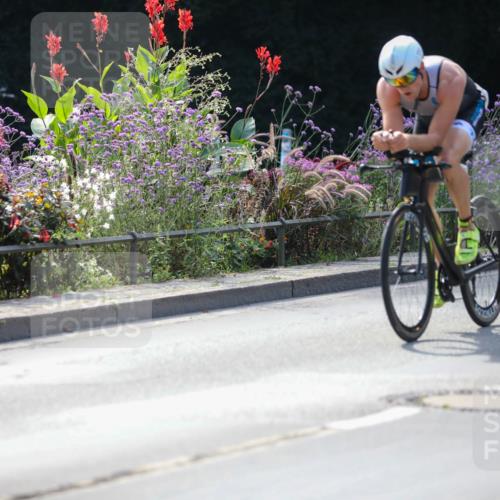 08.09.2024 - Stadtparktriathlon Zöllner http://msf.ph/oto/6993309 08.09.2024 11:53:18 Radfahren 587, 597, 674, 685, 697, 708, 732 meine-sportfotos.de