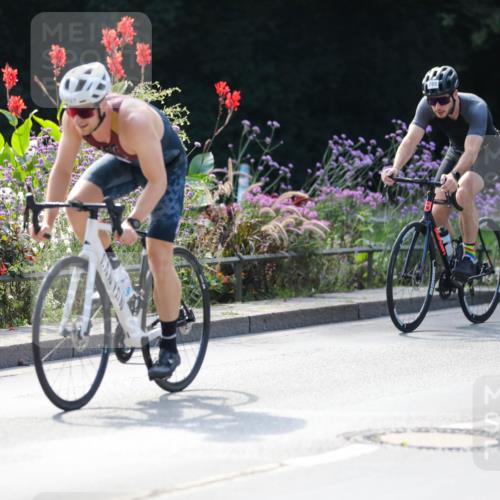 08.09.2024 - Stadtparktriathlon Zöllner http://msf.ph/oto/6993330 08.09.2024 11:53:21 Radfahren 587, 674, 685, 697, 708 meine-sportfotos.de