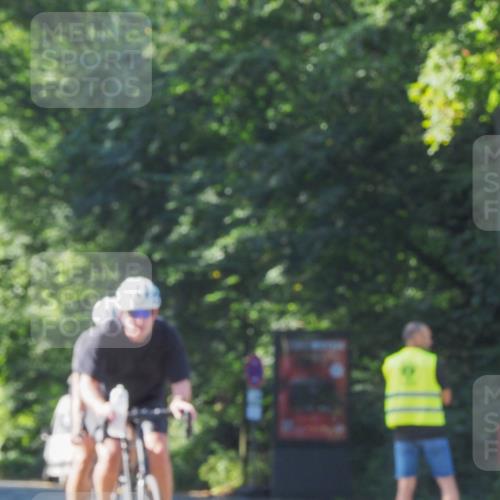 08.09.2024 - Stadtparktriathlon Zöllner http://msf.ph/oto/6993346 08.09.2024 10:38:03 Radfahren 273, 396, 452, 455 meine-sportfotos.de