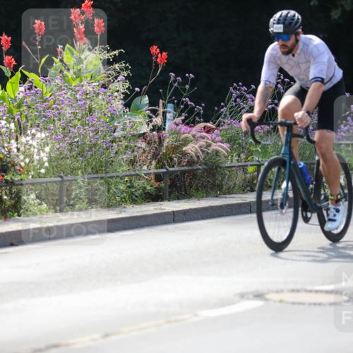 08.09.2024 - Stadtparktriathlon Zöllner http://msf.ph/oto/6993352 08.09.2024 11:53:24 Radfahren 587, 674, 685, 708, 715 meine-sportfotos.de
