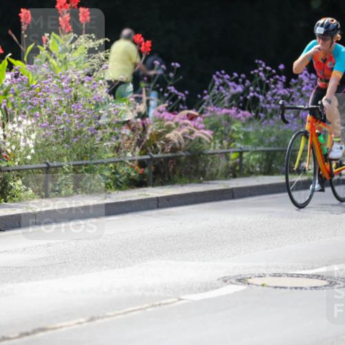 08.09.2024 - Stadtparktriathlon Zöllner http://msf.ph/oto/6993358 08.09.2024 11:53:25 Radfahren 587, 674, 685, 715 meine-sportfotos.de