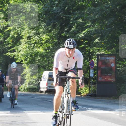 08.09.2024 - Stadtparktriathlon Zöllner http://msf.ph/oto/6993381 08.09.2024 10:38:21 Radfahren 382, 428, 1936 meine-sportfotos.de
