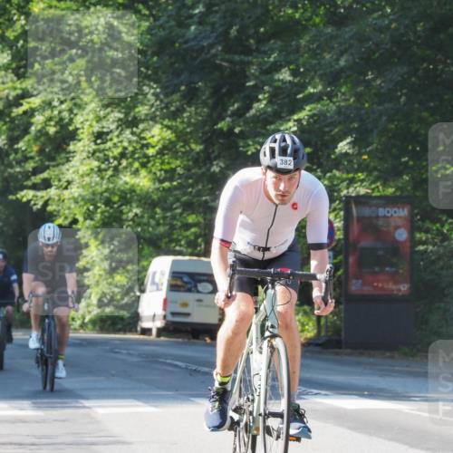 08.09.2024 - Stadtparktriathlon Zöllner http://msf.ph/oto/6993387 08.09.2024 10:38:21 Radfahren 382, 428, 1936 meine-sportfotos.de