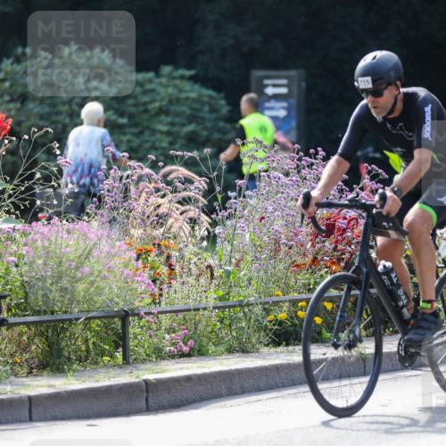 08.09.2024 - Stadtparktriathlon Zöllner http://msf.ph/oto/6993392 08.09.2024 11:53:34 Radfahren 684, 715, 731 meine-sportfotos.de