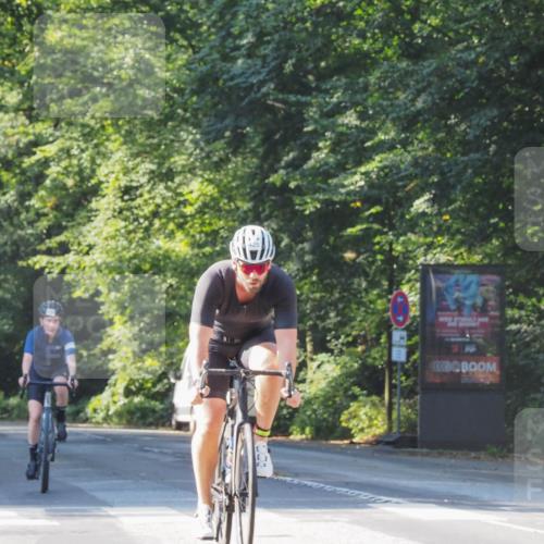 08.09.2024 - Stadtparktriathlon Zöllner http://msf.ph/oto/6993397 08.09.2024 10:38:23 Radfahren 382, 428, 1936 meine-sportfotos.de