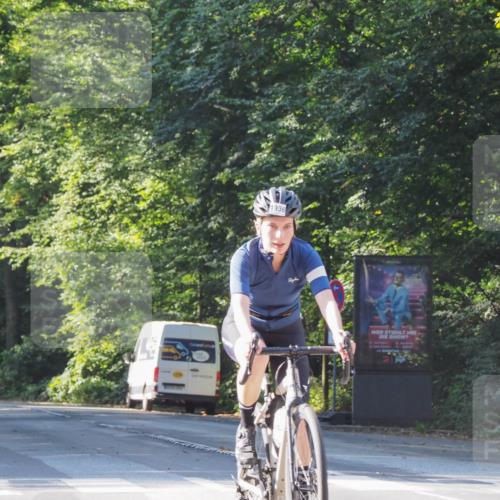 08.09.2024 - Stadtparktriathlon Zöllner http://msf.ph/oto/6993411 08.09.2024 10:38:25 Radfahren 382, 428, 1936 meine-sportfotos.de