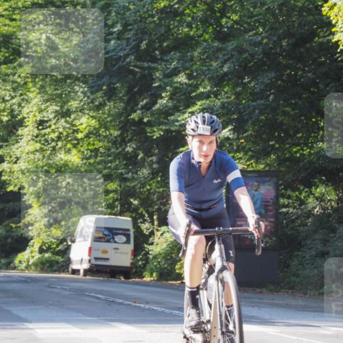 08.09.2024 - Stadtparktriathlon Zöllner http://msf.ph/oto/6993417 08.09.2024 10:38:25 Radfahren 382, 428, 1936 meine-sportfotos.de