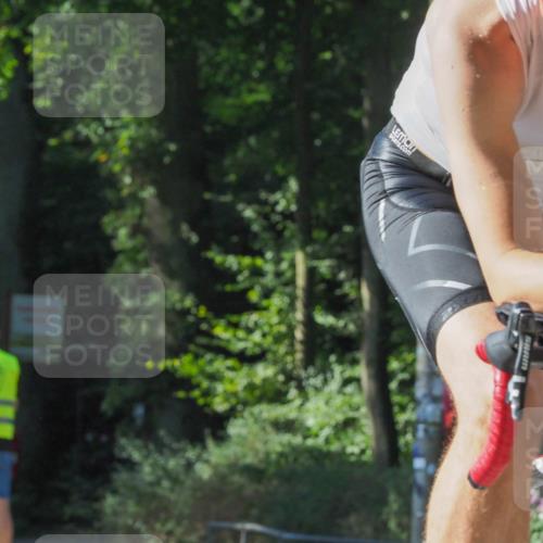 08.09.2024 - Stadtparktriathlon Zöllner http://msf.ph/oto/6993479 08.09.2024 10:38:50 Radfahren 392, 402, 440, 448 meine-sportfotos.de