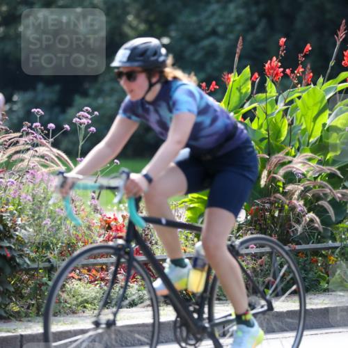 08.09.2024 - Stadtparktriathlon Zöllner http://msf.ph/oto/6993489 08.09.2024 11:54:40 Radfahren 610, 616 meine-sportfotos.de