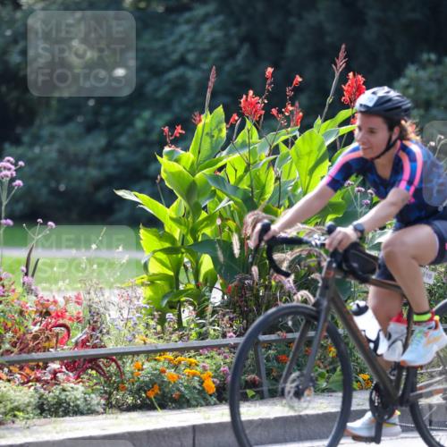 08.09.2024 - Stadtparktriathlon Zöllner http://msf.ph/oto/6993494 08.09.2024 11:54:49 Radfahren 610 meine-sportfotos.de
