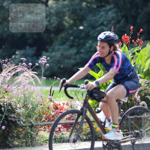 08.09.2024 - Stadtparktriathlon Zöllner http://msf.ph/oto/6993497 08.09.2024 11:54:49 Radfahren 610 meine-sportfotos.de