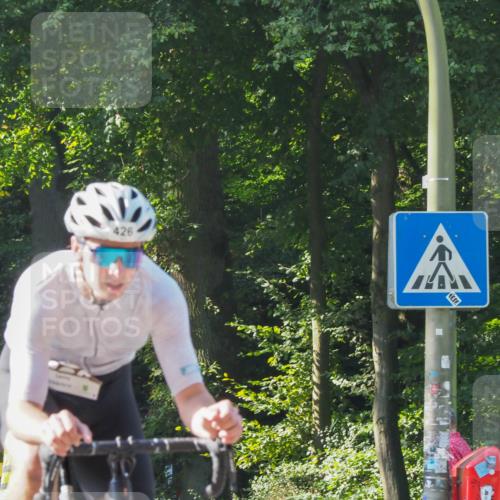 08.09.2024 - Stadtparktriathlon Zöllner http://msf.ph/oto/6993513 08.09.2024 10:39:06 Radfahren 233, 343, 371, 380, 384, 426, 434, 447, 450 meine-sportfotos.de