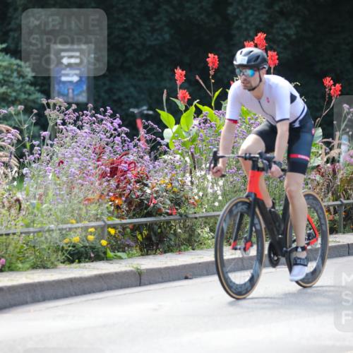 08.09.2024 - Stadtparktriathlon Zöllner http://msf.ph/oto/6993574 08.09.2024 11:55:44 Radfahren 672, 692, 725, 738, 791 meine-sportfotos.de