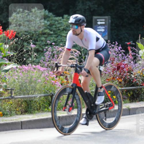 08.09.2024 - Stadtparktriathlon Zöllner http://msf.ph/oto/6993582 08.09.2024 11:55:44 Radfahren 672, 692, 725, 738, 791 meine-sportfotos.de