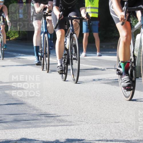 08.09.2024 - Stadtparktriathlon Zöllner http://msf.ph/oto/6993600 08.09.2024 10:39:28 Radfahren 268, 275, 288, 296, 298, 324, 338, 358, 381, 405, 413, 424 meine-sportfotos.de