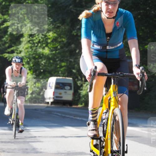 08.09.2024 - Stadtparktriathlon Zöllner http://msf.ph/oto/6993673 08.09.2024 10:39:31 Radfahren 275, 281, 288, 296, 298, 324, 338, 358, 367, 372, 405, 413, 424 meine-sportfotos.de