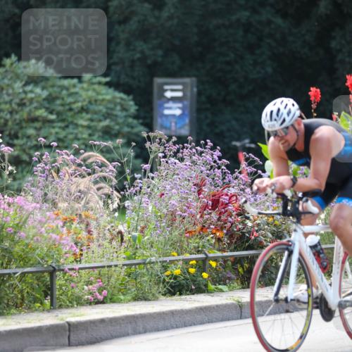 08.09.2024 - Stadtparktriathlon Zöllner http://msf.ph/oto/6993698 08.09.2024 11:56:37 Radfahren 605, 722, 793, 803, 826 meine-sportfotos.de