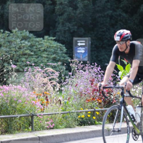 08.09.2024 - Stadtparktriathlon Zöllner http://msf.ph/oto/6993732 08.09.2024 11:56:53 Radfahren 621, 774, 834, 838 meine-sportfotos.de