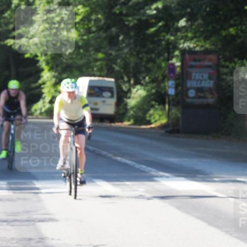 08.09.2024 - Stadtparktriathlon Zöllner http://msf.ph/oto/6993786 08.09.2024 10:39:38 Radfahren 278, 281, 298, 324, 367, 372, 405 meine-sportfotos.de