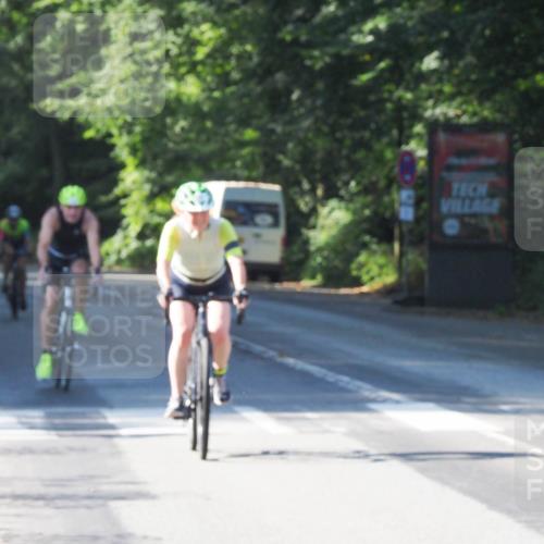 08.09.2024 - Stadtparktriathlon Zöllner http://msf.ph/oto/6993790 08.09.2024 10:39:38 Radfahren 278, 281, 298, 324, 367, 372, 405 meine-sportfotos.de