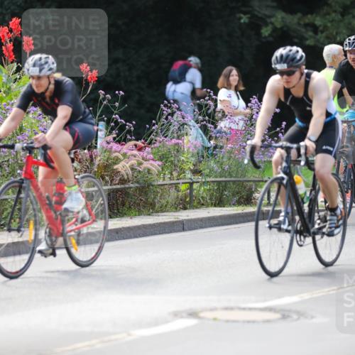 08.09.2024 - Stadtparktriathlon Zöllner http://msf.ph/oto/6993791 08.09.2024 11:57:20 Radfahren 627, 648, 700, 742, 833 meine-sportfotos.de