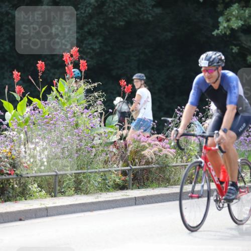 08.09.2024 - Stadtparktriathlon Zöllner http://msf.ph/oto/6993810 08.09.2024 11:57:31 Radfahren 606, 779, 818, 831, 833 meine-sportfotos.de
