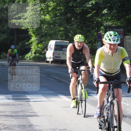 08.09.2024 - Stadtparktriathlon Zöllner http://msf.ph/oto/6993812 08.09.2024 10:39:40 Radfahren 278, 281, 298, 366, 367, 372, 405 meine-sportfotos.de