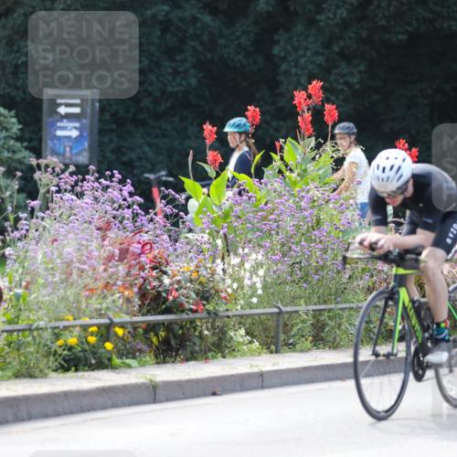 08.09.2024 - Stadtparktriathlon Zöllner http://msf.ph/oto/6993813 08.09.2024 11:57:32 Radfahren 606, 779, 818, 831, 833 meine-sportfotos.de