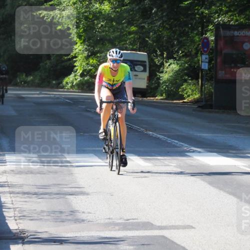 08.09.2024 - Stadtparktriathlon Zöllner http://msf.ph/oto/6993843 08.09.2024 10:39:42 Radfahren 278, 281, 292, 366, 367, 372 meine-sportfotos.de