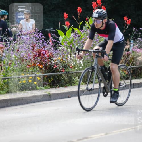 08.09.2024 - Stadtparktriathlon Zöllner http://msf.ph/oto/6993923 08.09.2024 11:57:59 Radfahren 580, 595, 613, 677, 739, 749, 762, 770, 780, 787, 828 meine-sportfotos.de