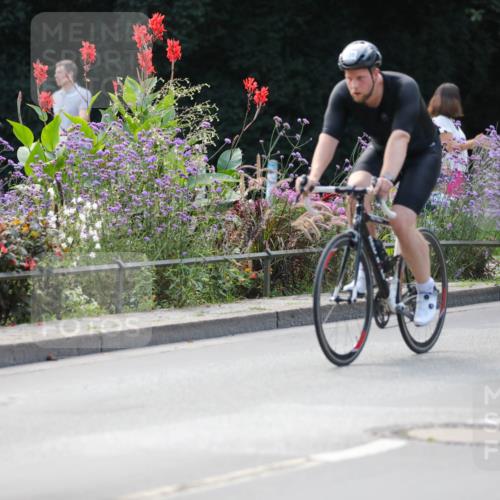 08.09.2024 - Stadtparktriathlon Zöllner http://msf.ph/oto/6993943 08.09.2024 11:58:04 Radfahren 580, 677, 705, 718, 739, 762, 770, 780 meine-sportfotos.de