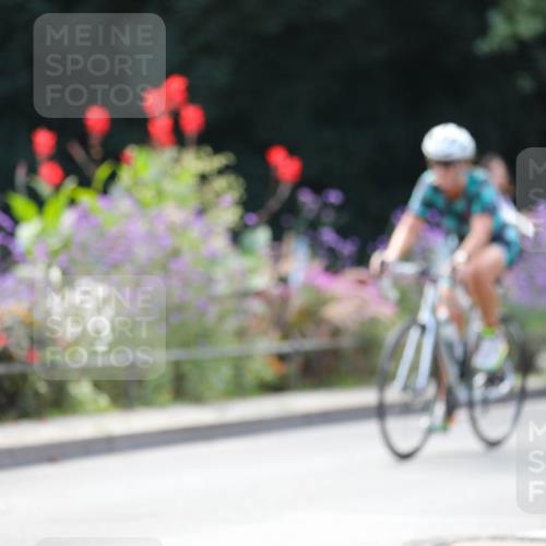 08.09.2024 - Stadtparktriathlon Zöllner http://msf.ph/oto/6993958 08.09.2024 11:58:07 Radfahren 580, 705, 718, 770, 780 meine-sportfotos.de