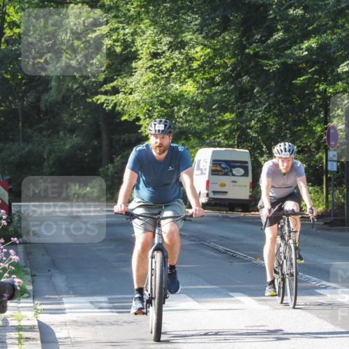 08.09.2024 - Stadtparktriathlon Zöllner http://msf.ph/oto/6993981 08.09.2024 10:40:26 Radfahren 412, 439, 454 meine-sportfotos.de