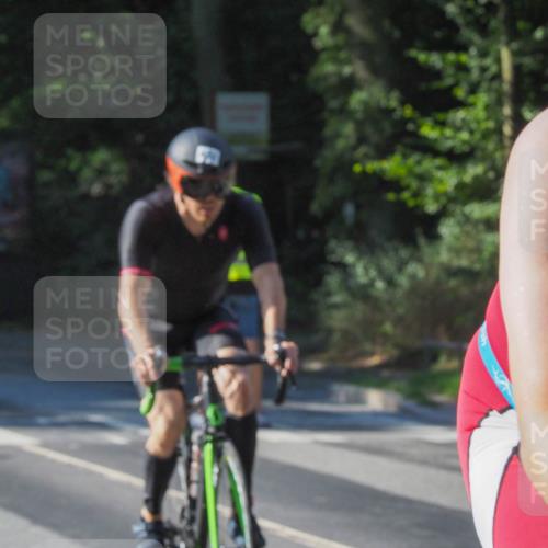 08.09.2024 - Stadtparktriathlon Zöllner http://msf.ph/oto/6994013 08.09.2024 10:40:47 Radfahren 263, 335, 354, 385, 394, 432, 442 meine-sportfotos.de