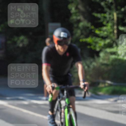 08.09.2024 - Stadtparktriathlon Zöllner http://msf.ph/oto/6994019 08.09.2024 10:40:47 Radfahren 263, 335, 354, 385, 394, 432, 442 meine-sportfotos.de
