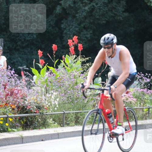 08.09.2024 - Stadtparktriathlon Zöllner http://msf.ph/oto/6994061 08.09.2024 11:58:36 Radfahren 573, 662, 671, 680, 686, 694, 737, 747, 756, 767, 768, 777, 836, 837 meine-sportfotos.de