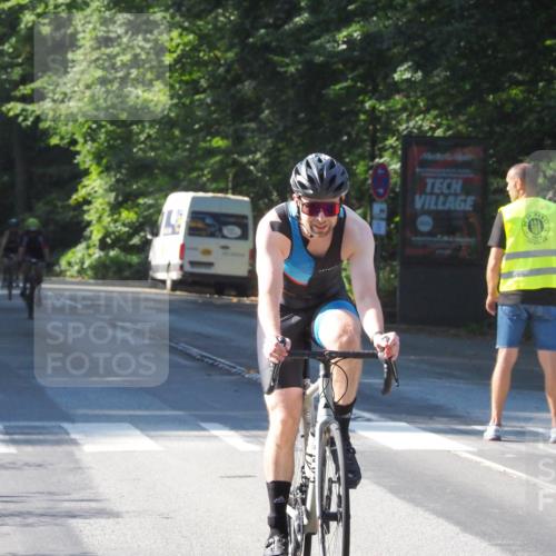 08.09.2024 - Stadtparktriathlon Zöllner http://msf.ph/oto/6994113 08.09.2024 10:41:26 Radfahren 306, 351, 399, 458 meine-sportfotos.de