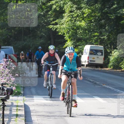 08.09.2024 - Stadtparktriathlon Zöllner http://msf.ph/oto/6994150 08.09.2024 10:41:34 Radfahren 251, 306, 315, 327, 351, 391, 399, 401, 411 meine-sportfotos.de