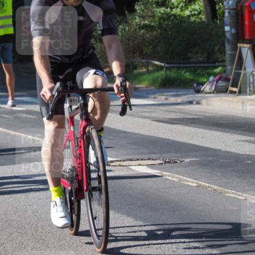 08.09.2024 - Stadtparktriathlon Zöllner http://msf.ph/oto/6994181 08.09.2024 10:41:42 Radfahren 251, 290, 317, 327, 383, 391, 401, 411 meine-sportfotos.de