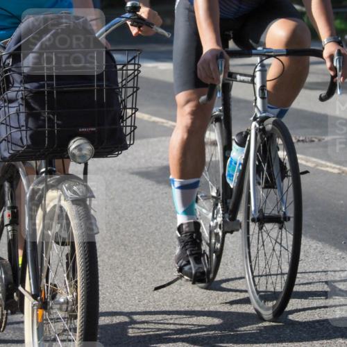 08.09.2024 - Stadtparktriathlon Zöllner http://msf.ph/oto/6994195 08.09.2024 10:41:44 Radfahren 251, 290, 317, 383, 391, 401, 411 meine-sportfotos.de