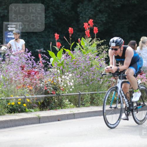 08.09.2024 - Stadtparktriathlon Zöllner http://msf.ph/oto/6994226 08.09.2024 11:58:57 Radfahren 564, 689, 758, 765, 775, 796, 811, 815, 824, 843 meine-sportfotos.de