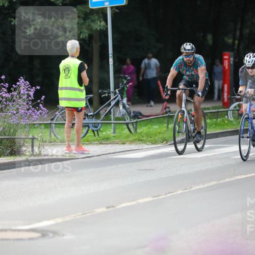 08.09.2024 - Stadtparktriathlon Zöllner http://msf.ph/oto/6994282 08.09.2024 11:59:13 Radfahren 600, 701, 702, 732, 753, 805, 820, 835 meine-sportfotos.de