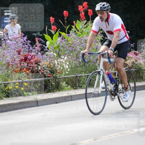 08.09.2024 - Stadtparktriathlon Zöllner http://msf.ph/oto/6994304 08.09.2024 11:59:17 Radfahren 600, 701, 702, 732, 753, 820, 835 meine-sportfotos.de