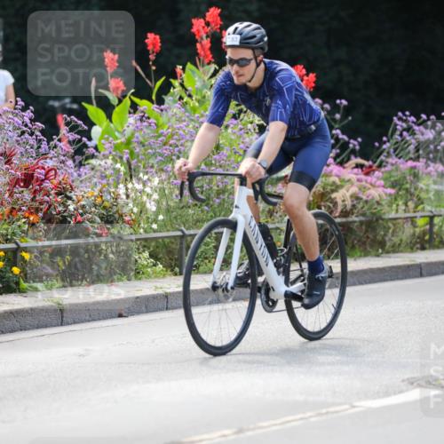 08.09.2024 - Stadtparktriathlon Zöllner http://msf.ph/oto/6994307 08.09.2024 11:59:18 Radfahren 600, 663, 701, 732, 753, 820, 835 meine-sportfotos.de